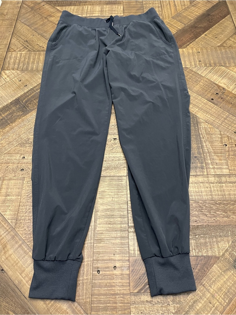 Athleta Trekkie North Joggers — Charcoal Gray, Women's Size 10 Tall